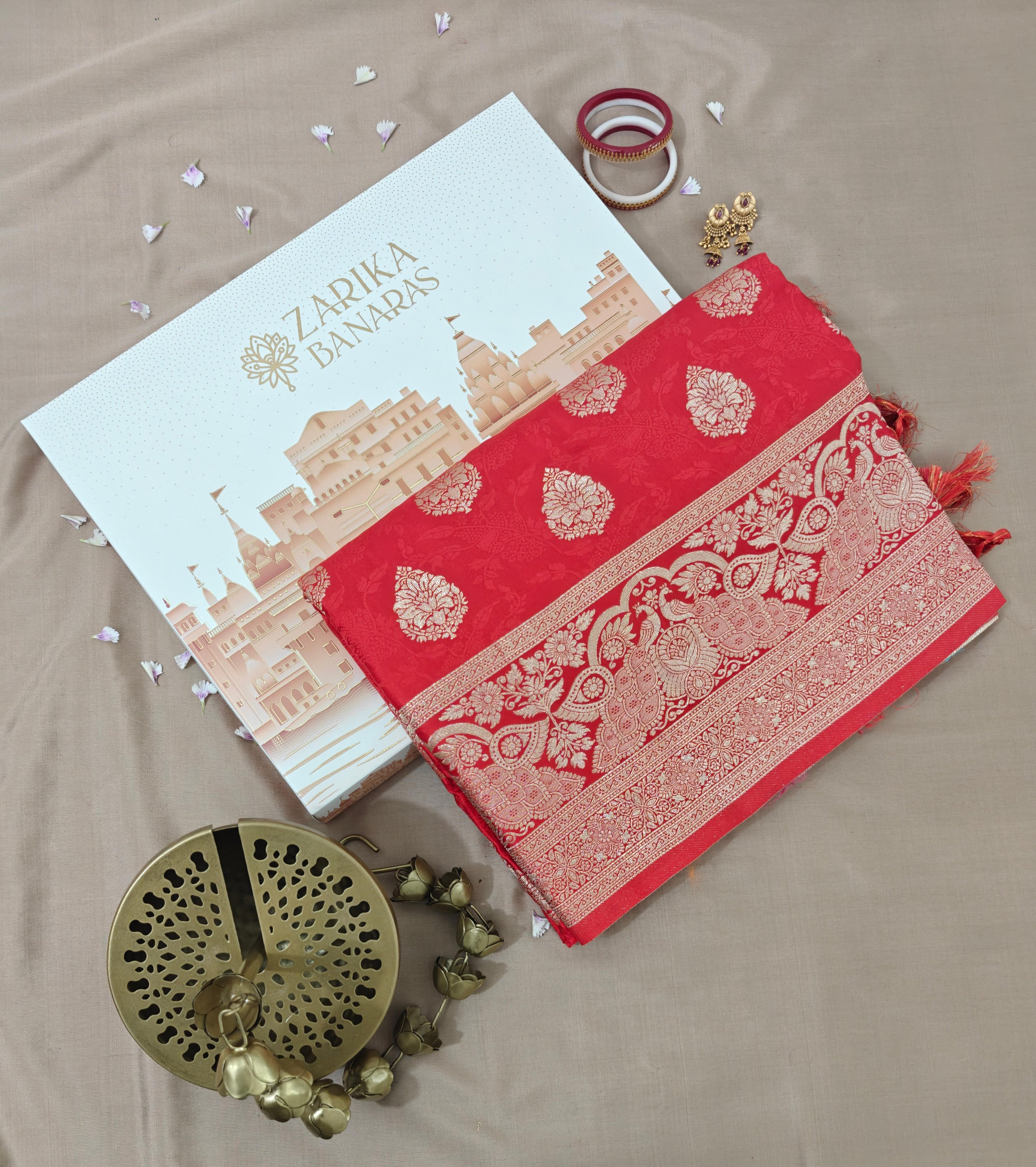 Red Tanchoi Saree with Big Booti Zari Work & Rich Pallu