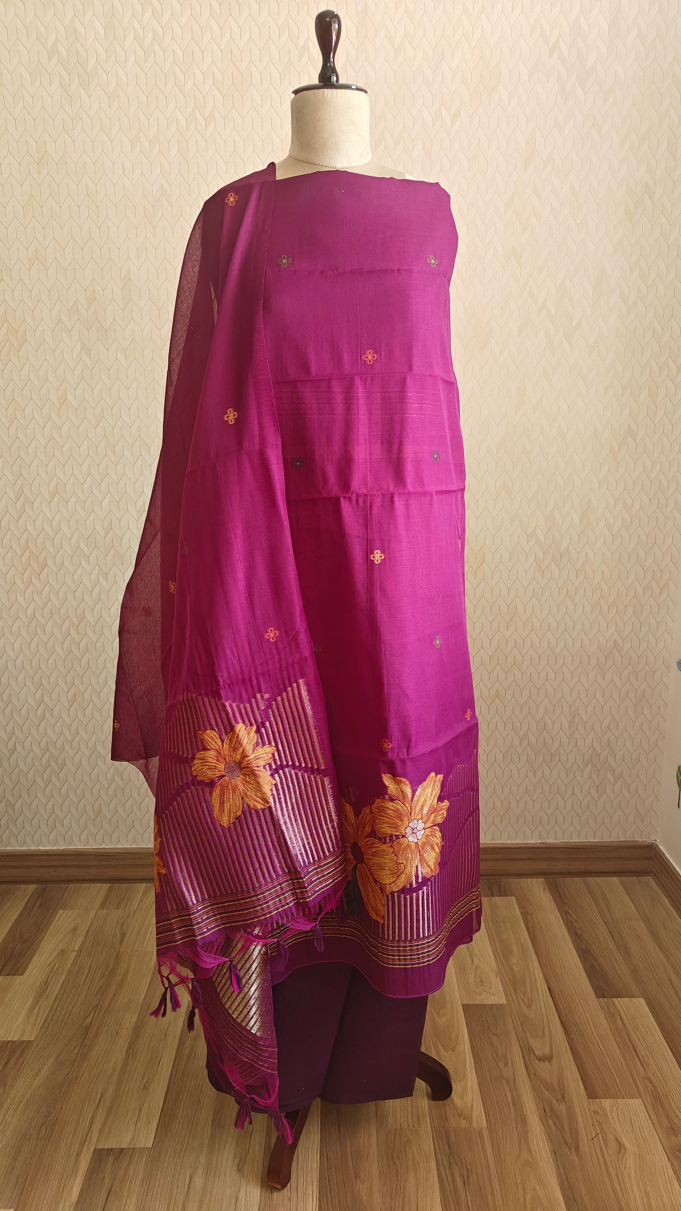 Dark Pink Linen 3-Piece Suit with Floral Motifs & Zari Work