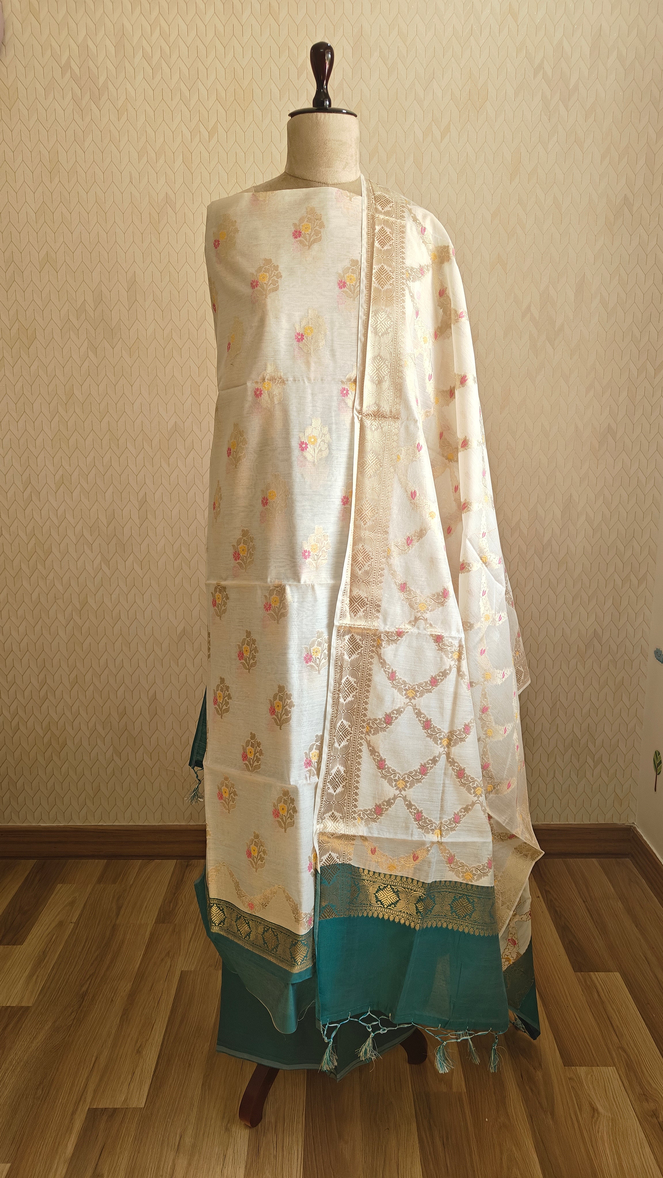 Sea Green Banarasi Suit with Ivory Contrast & Meenakari Jal Work Dupatta