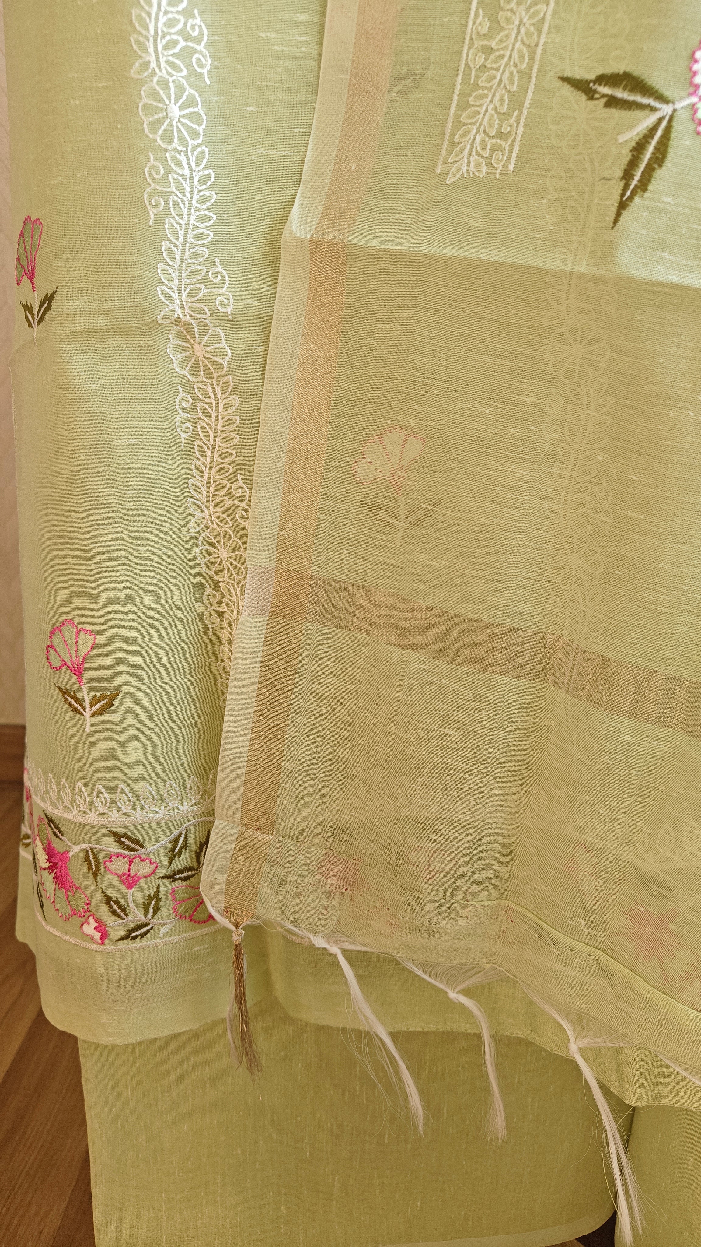 Parrot Linen Suit with All-Over Thread Embroidery