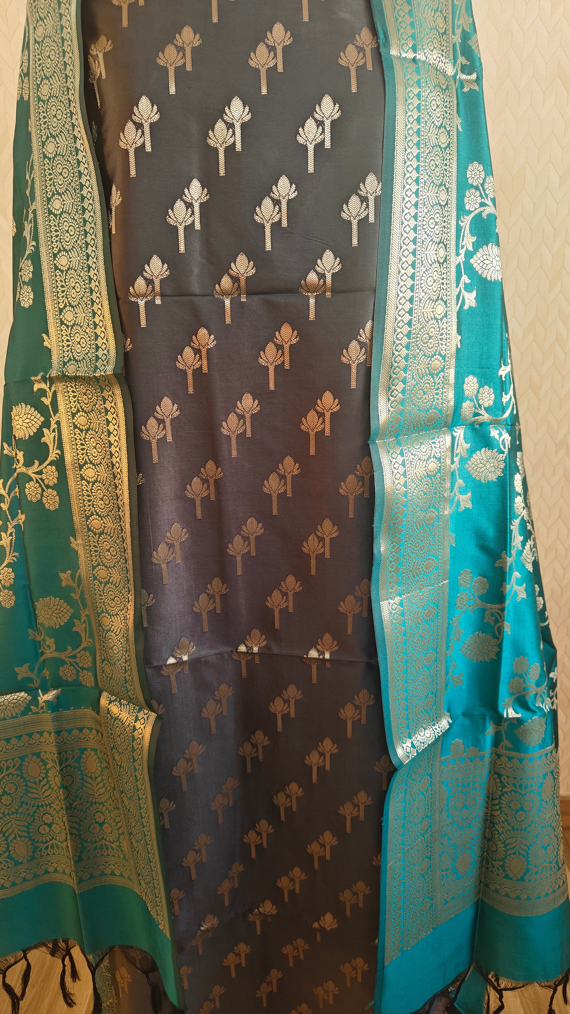 Dark Grey & Green Contrast Silk 3-Piece Suit Set