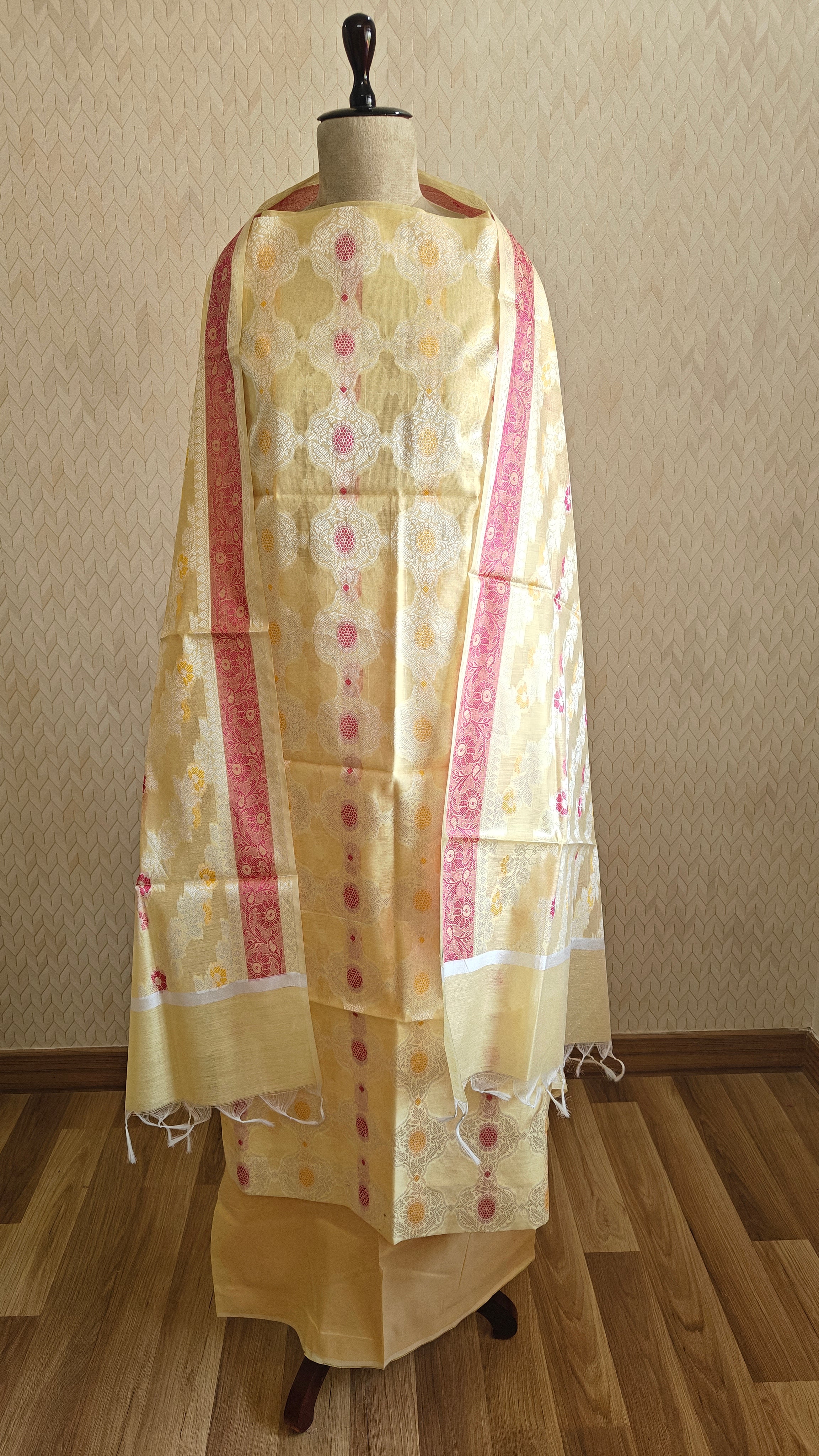 Lemon Cotton 3-Piece Suit – Comfortable Summer Wear