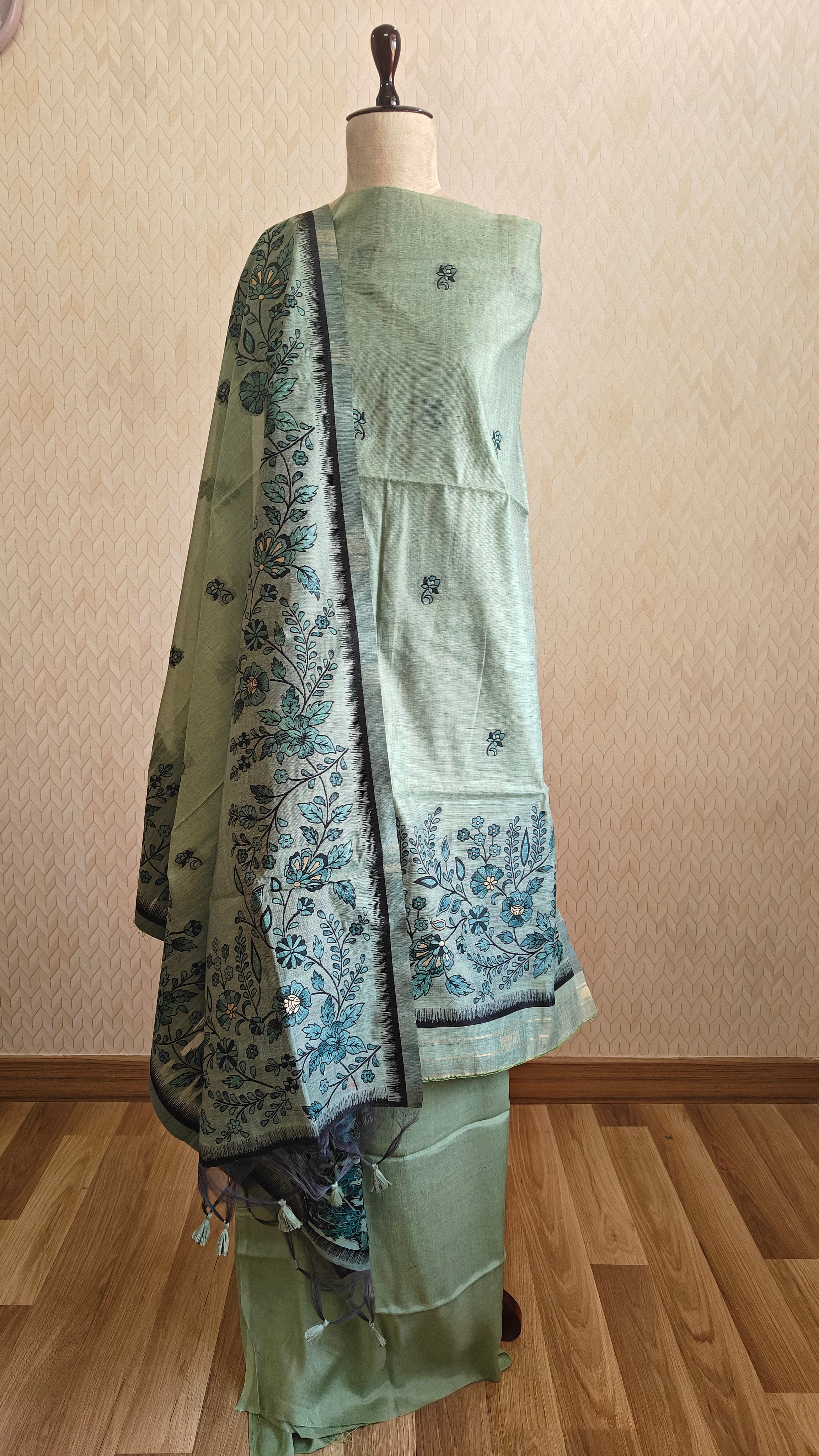 Sea Green Jamdani 3-Piece Suit with Thread Woven Floral Work