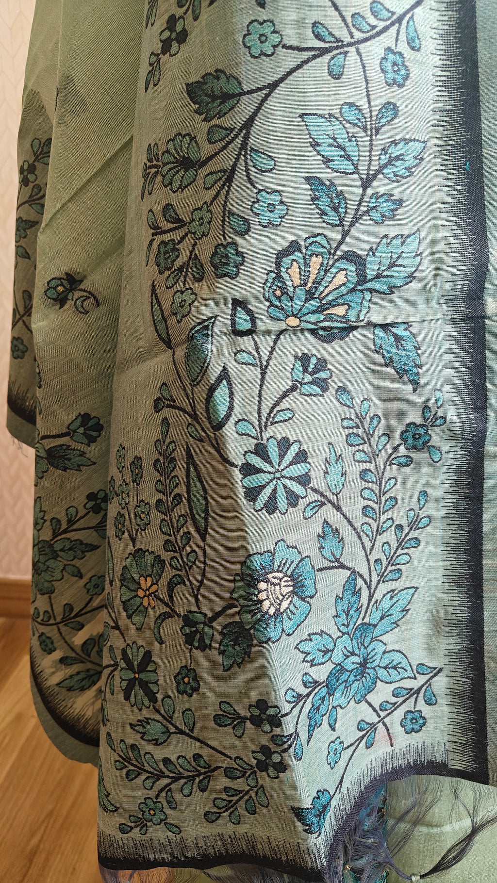 Sea Green Jamdani 3-Piece Suit with Thread Woven Floral Work