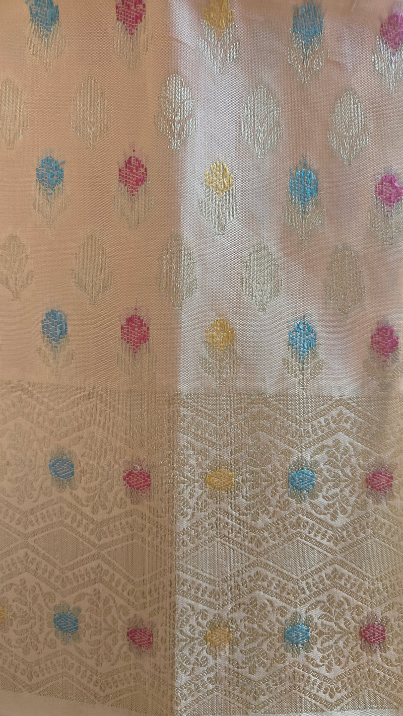 Mulmul Cotton Peach Booti suit