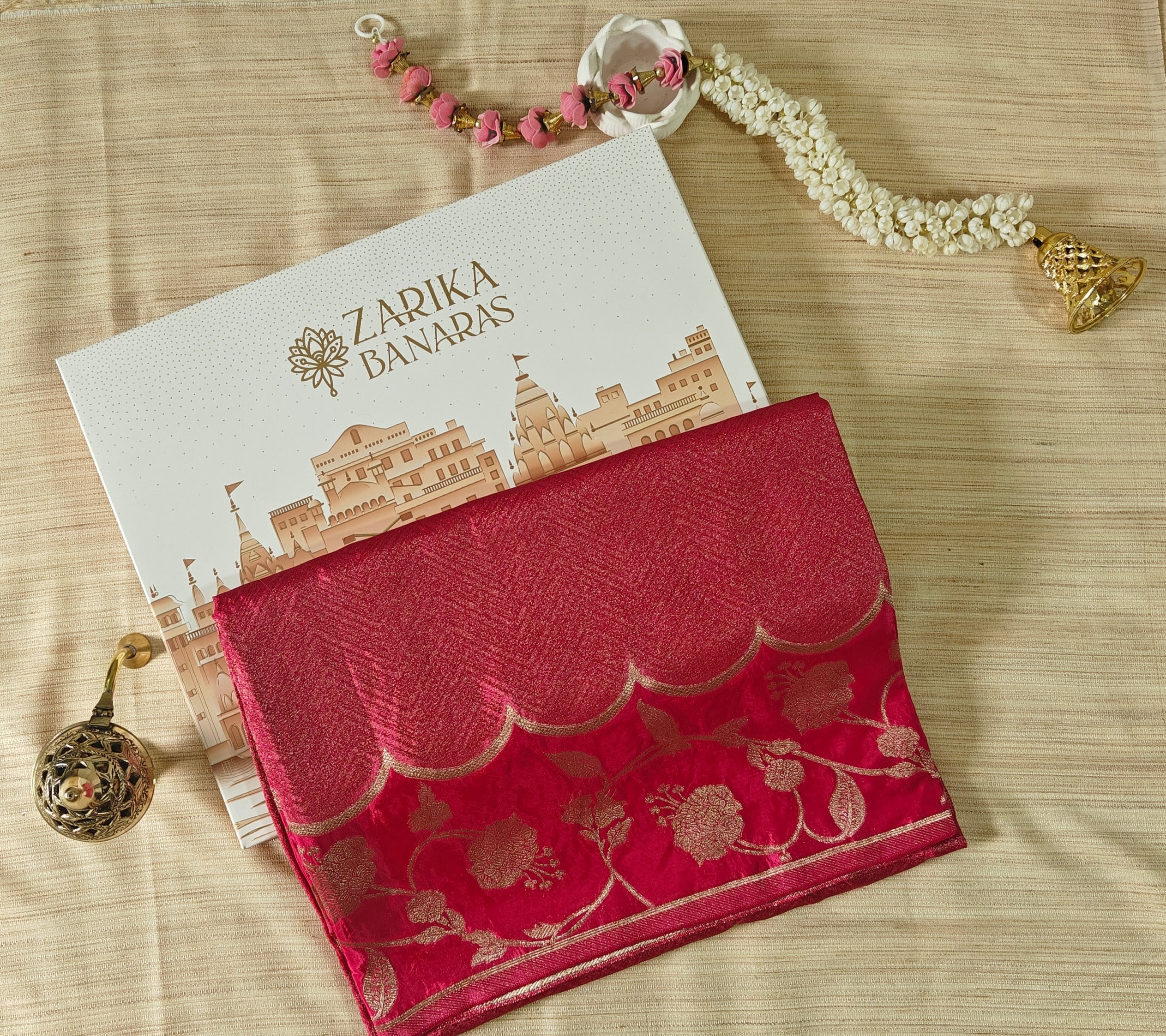 Designer Dual-Tone Pink Shimmer Saree with Scallop Border