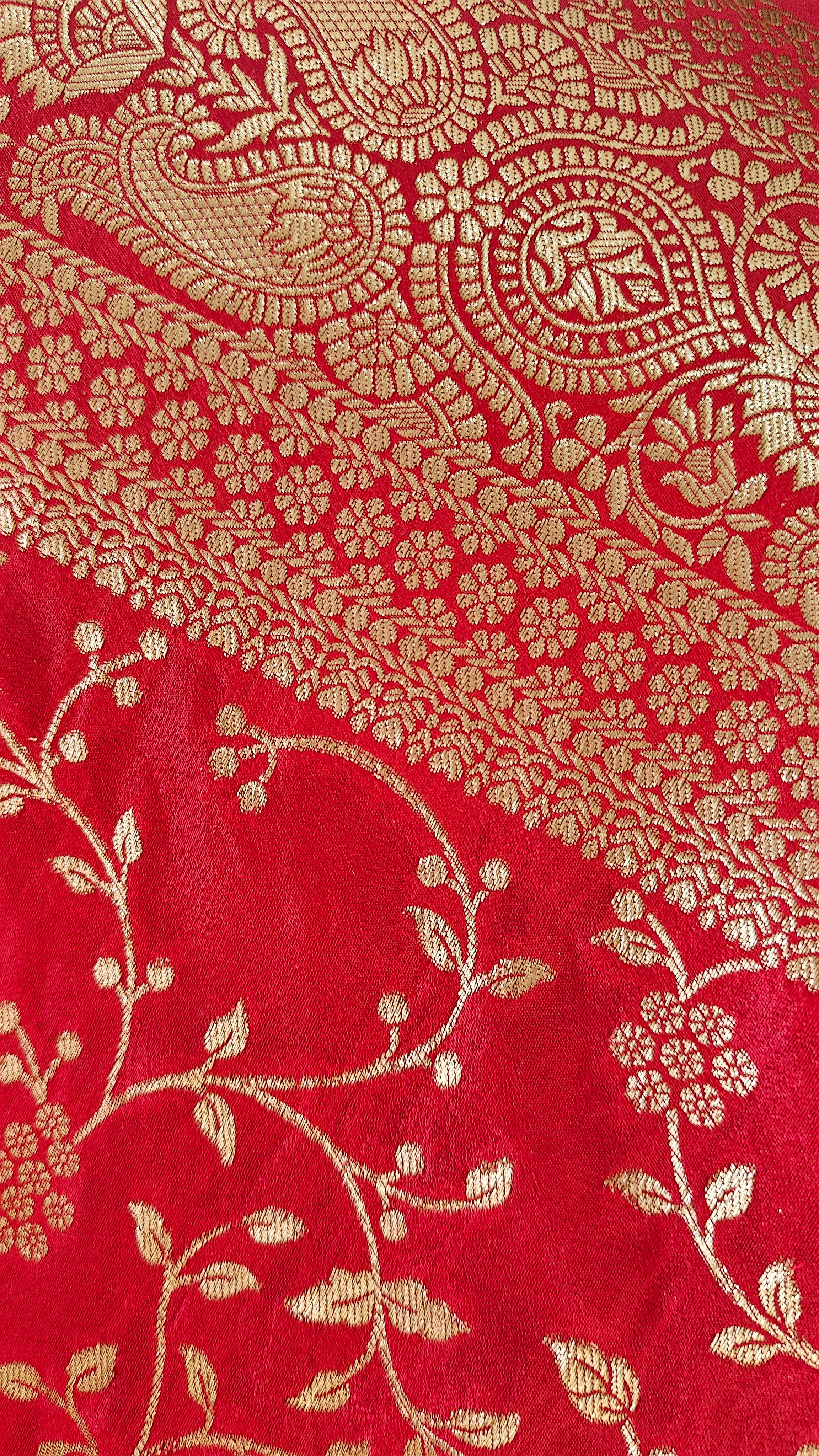 Red Georgette Saree with All-Over Zari Jaal Work & Elegant Border
