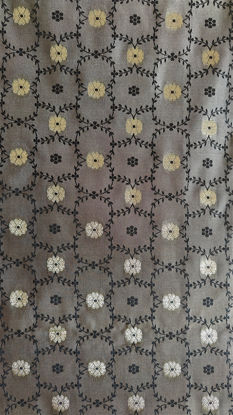 Grey Premium Banarasi Saree with Silver Zari Elegance