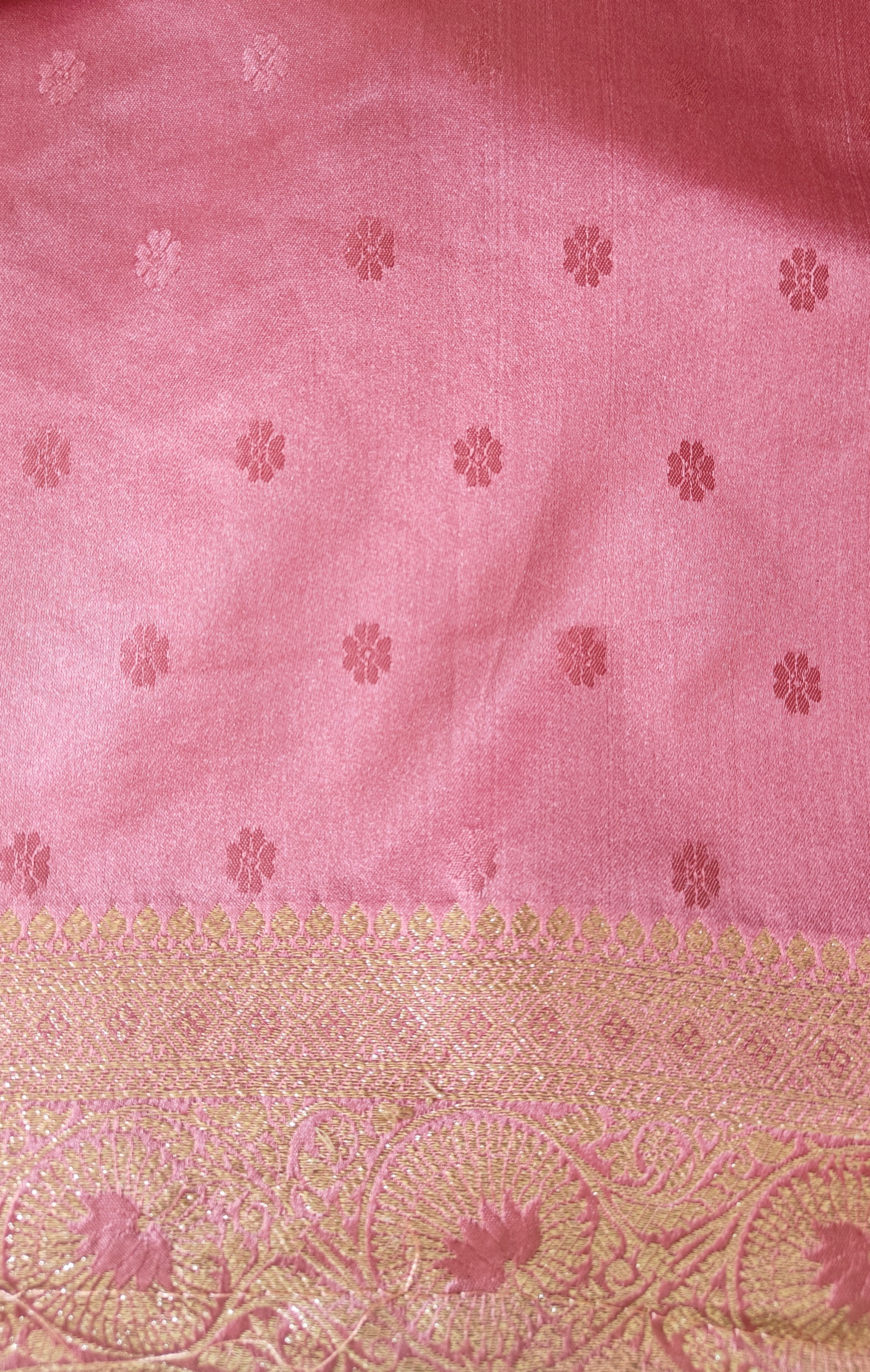 Pastel Pink Banarasi Silk saree with All-Over Jaal Work & Lotus Motif Border