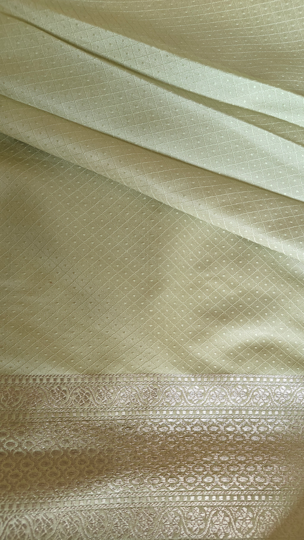 Pastel green Tanchoi saree