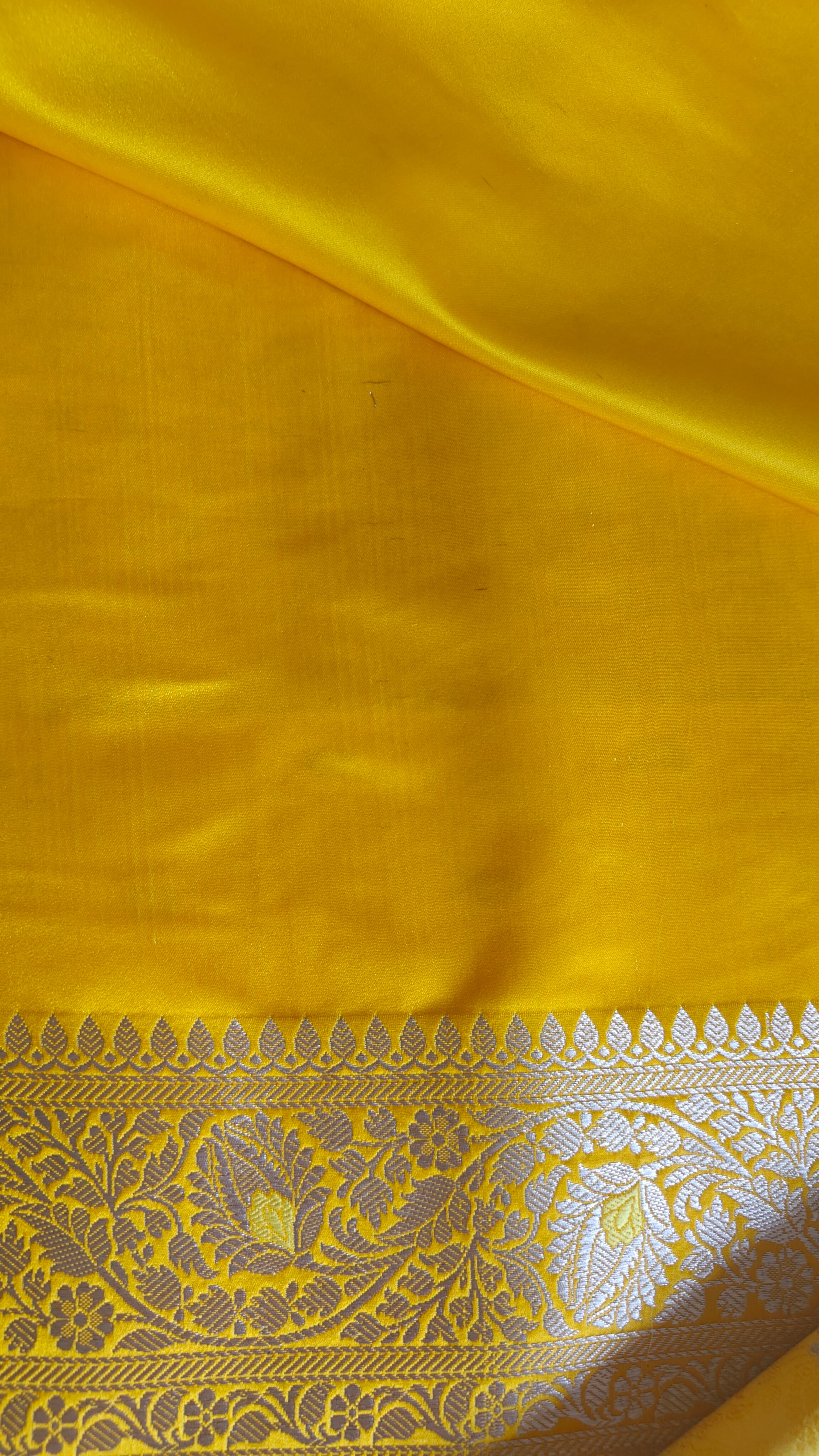 Yellow Mashru Katan Tanchoi Banarasi Saree