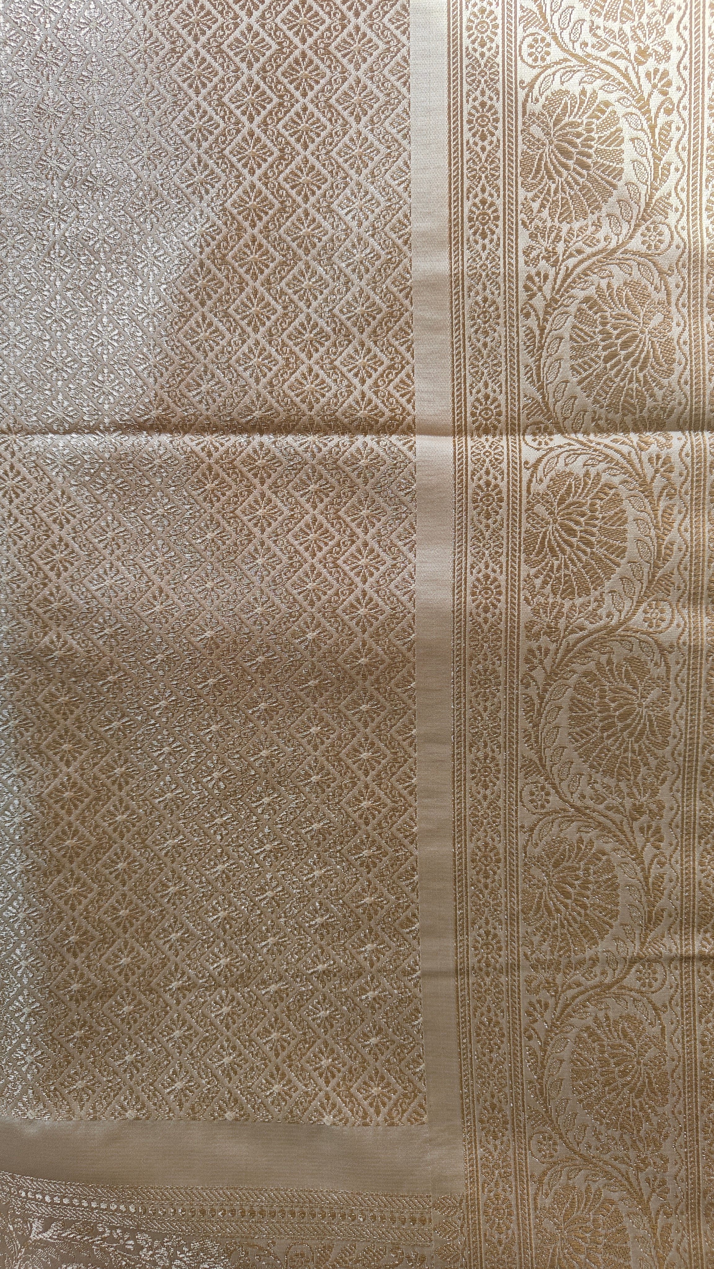 Golden Tanchoi saree