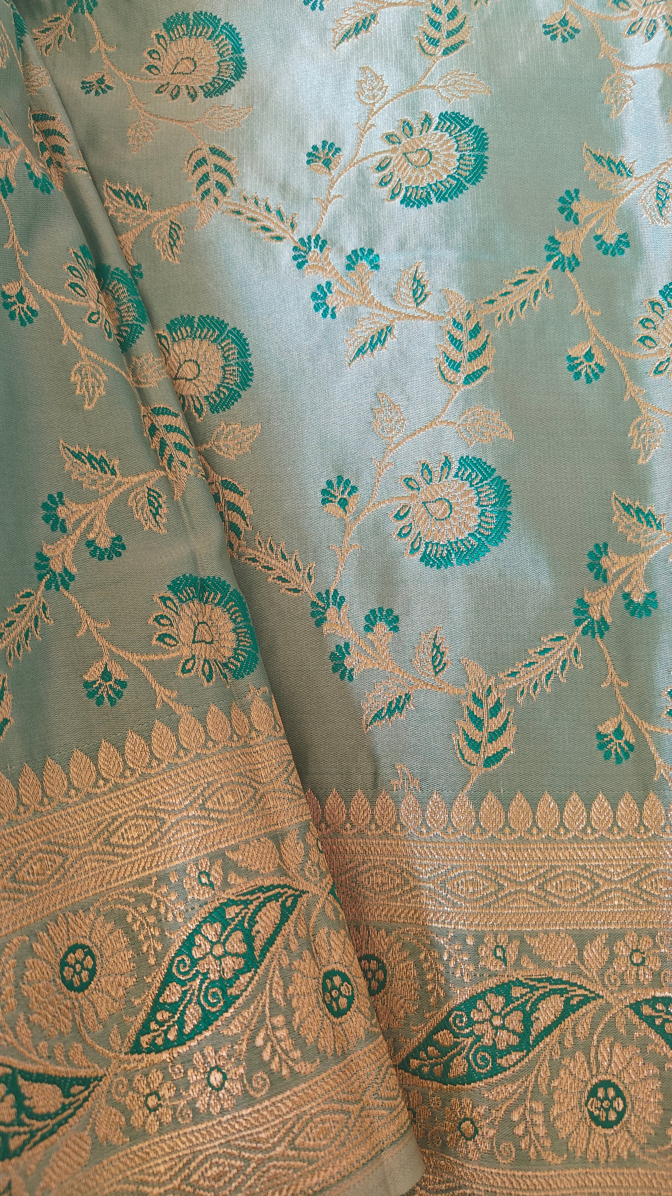 Light Ferozi silk Saree with Dark Ferozi Floral Jaal