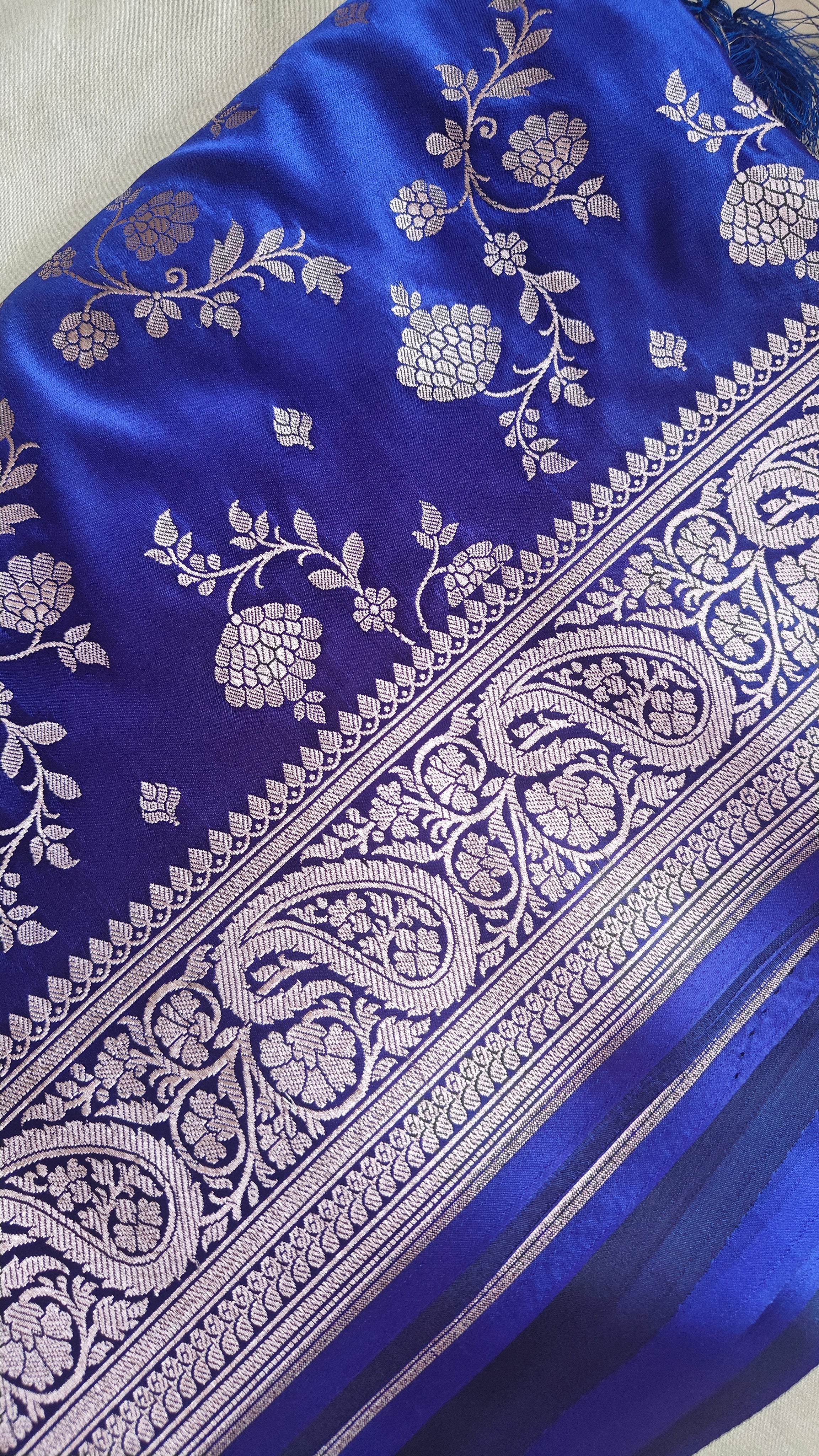 Navy blue Silk Saree with floral Jal