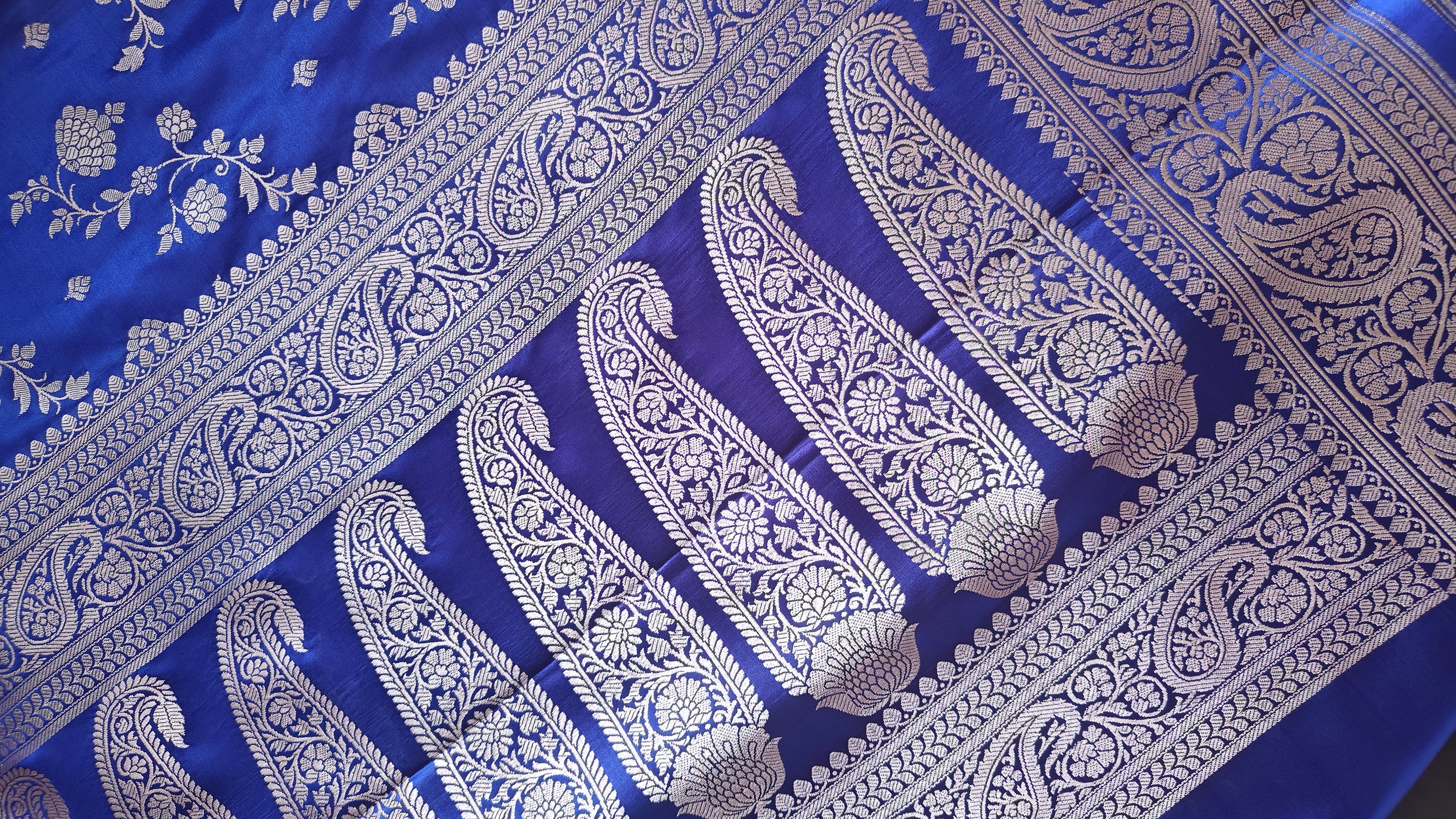 Navy blue Silk Saree with floral Jal