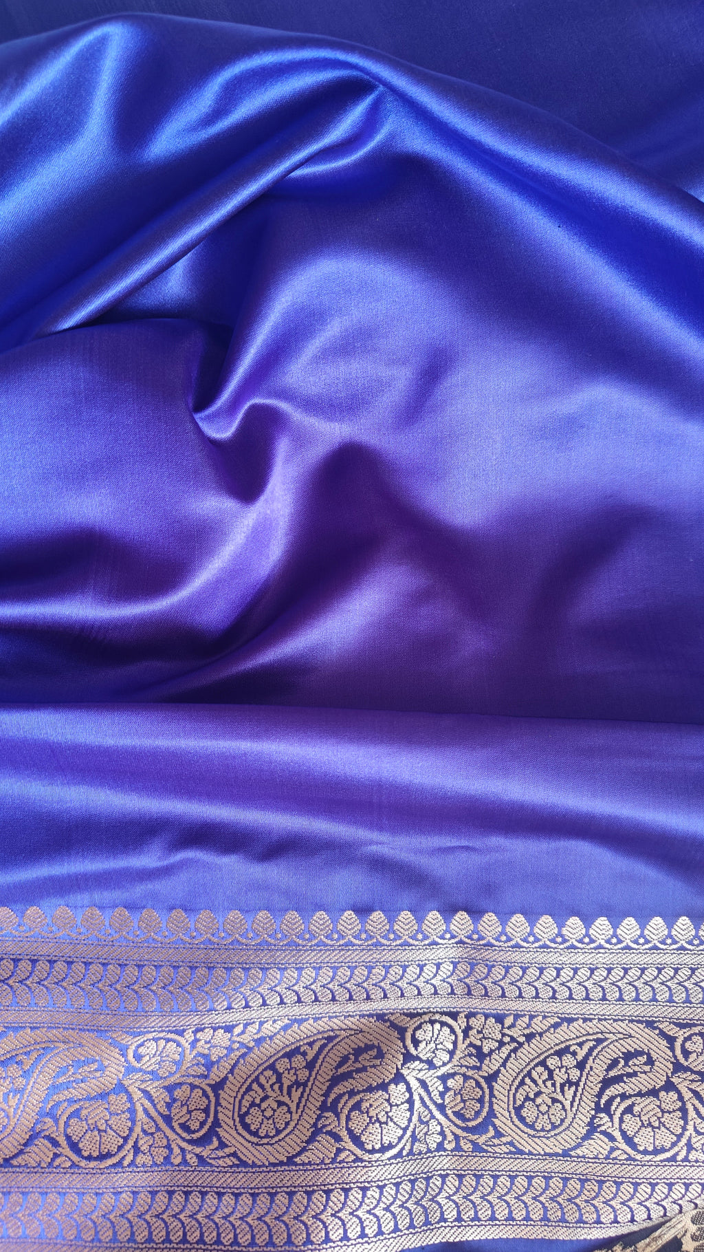 Navy blue Silk Saree with floral Jal