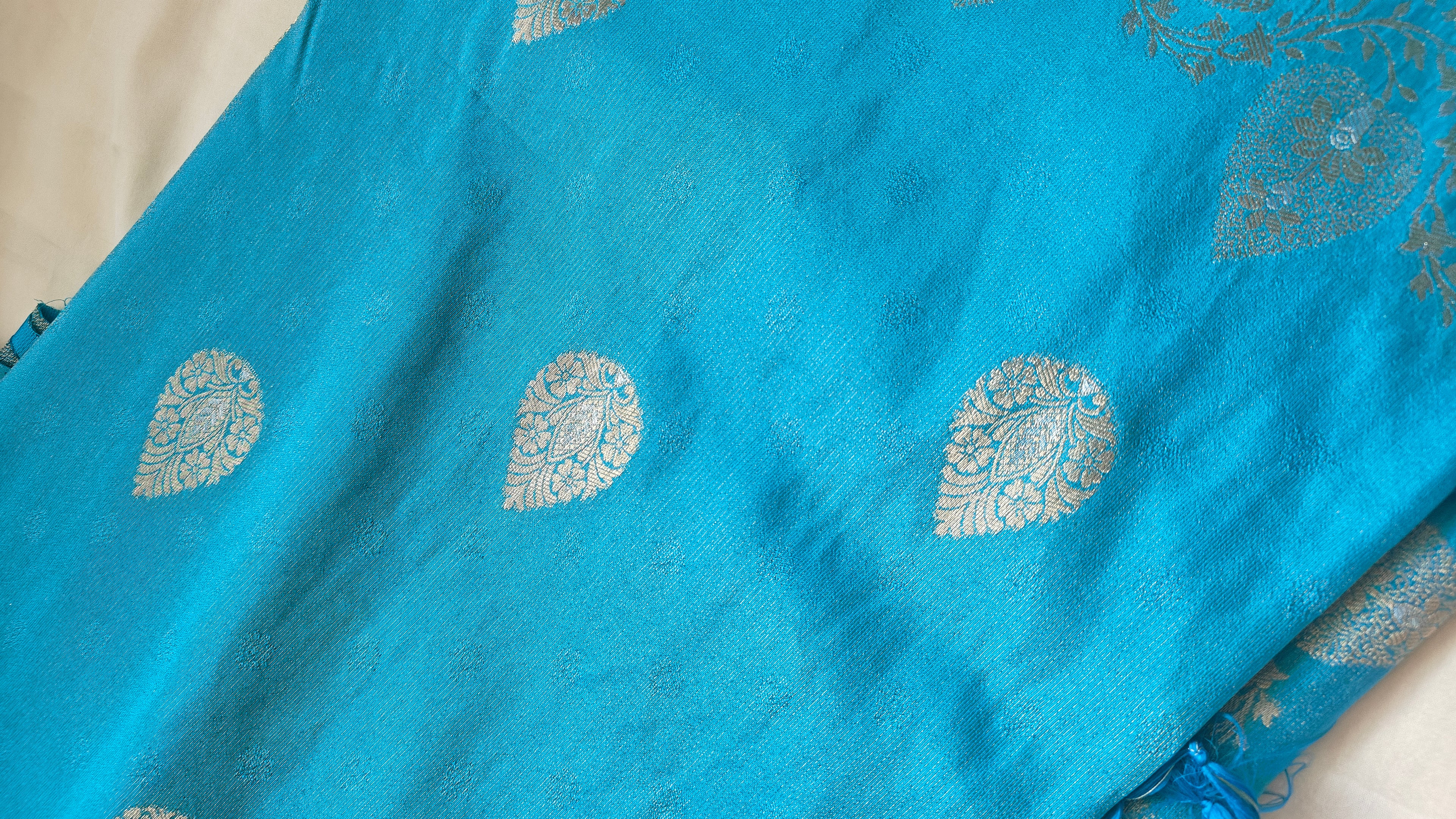 Elegant Aqua Blue Shimmer Tissue Saree