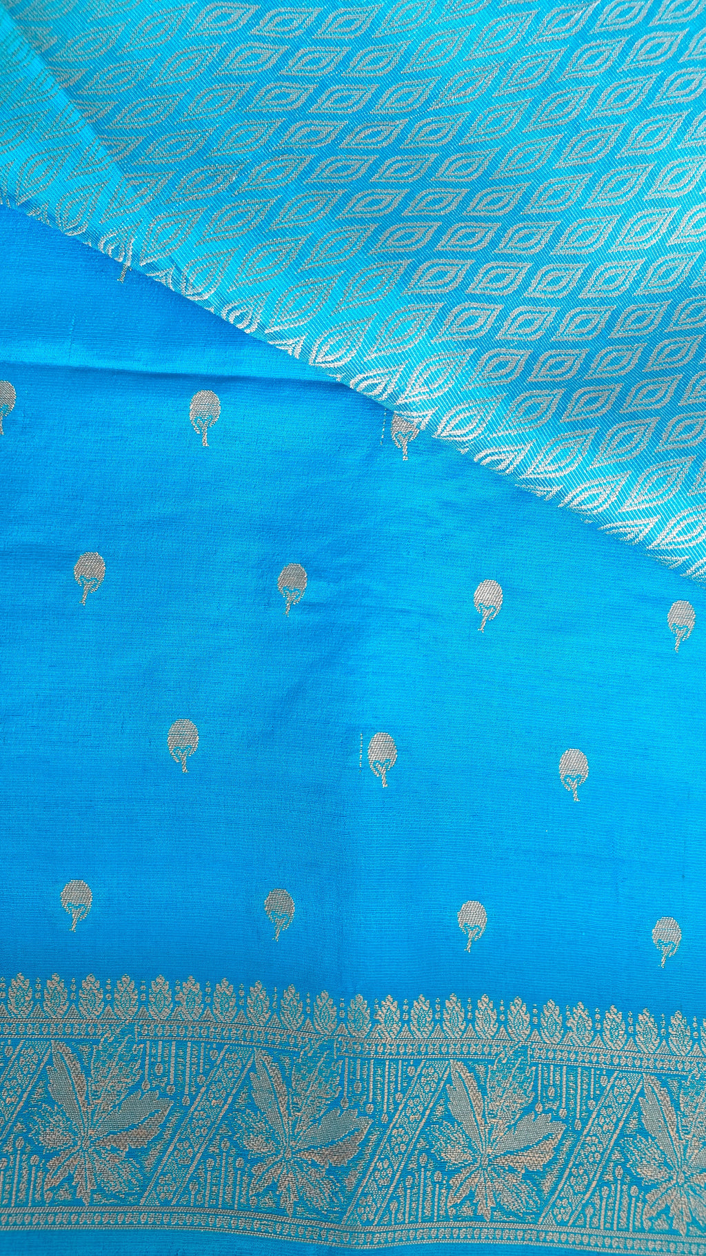 Elegant Aqua Blue Shimmer Tissue Saree