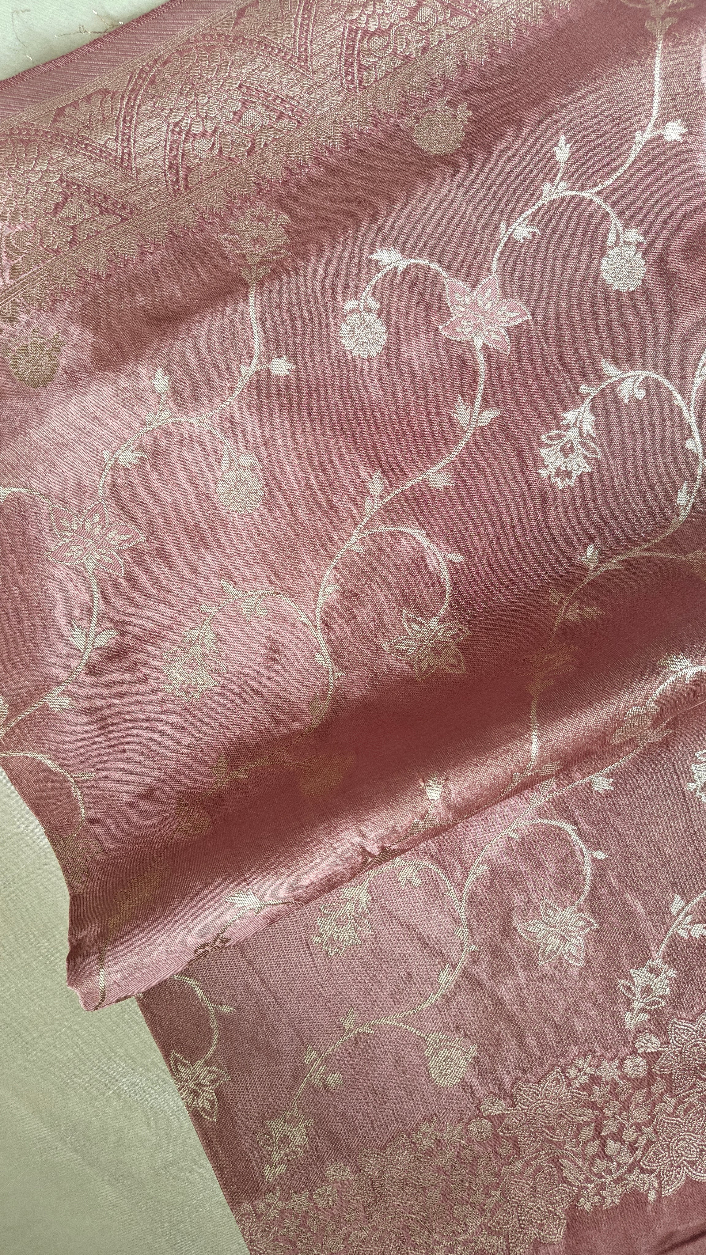 Designer Onion Pink Butter Crepe Saree
