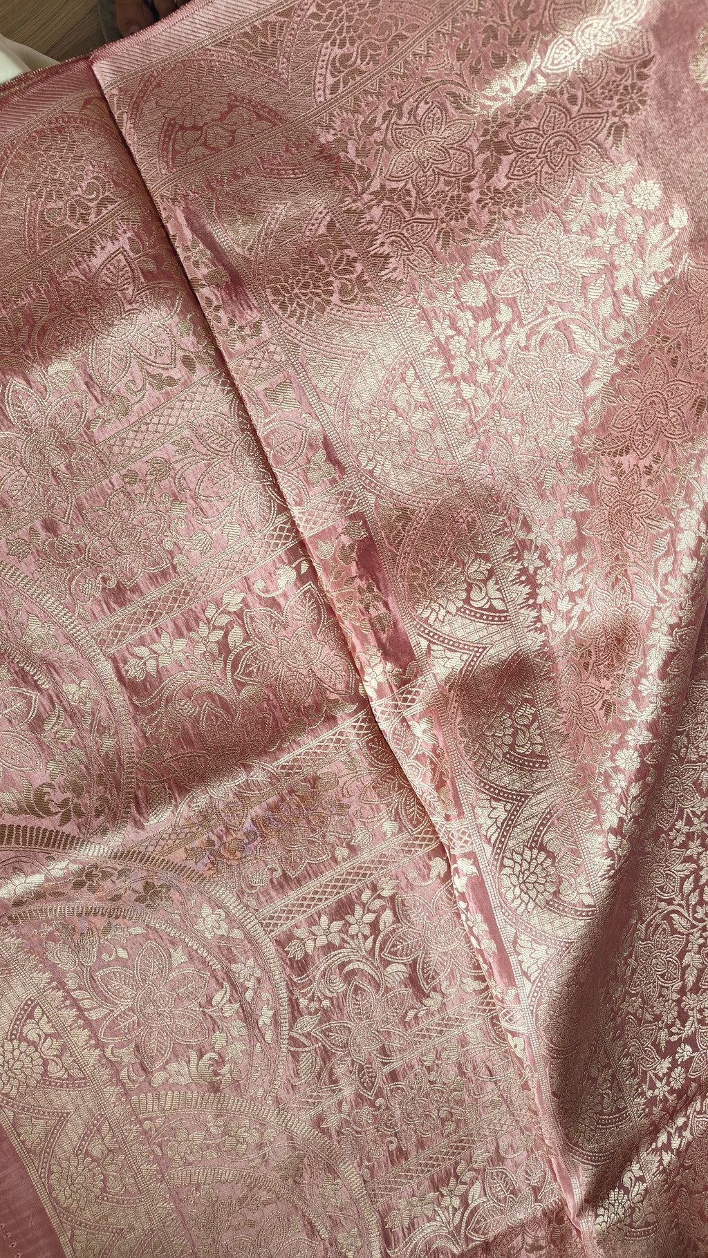 Designer Onion Pink Butter Crepe Saree