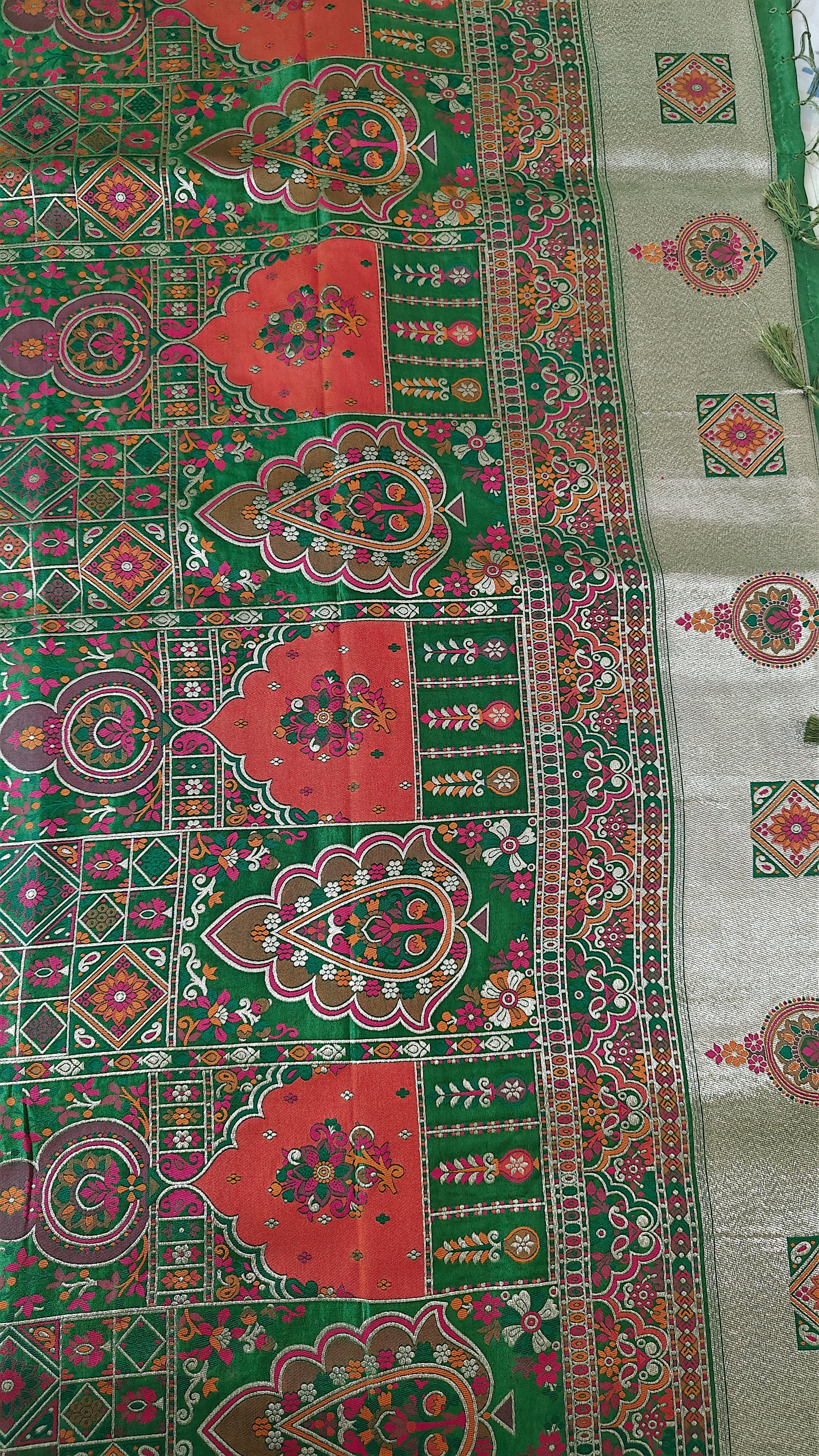 Green Pashmina Resham Saree