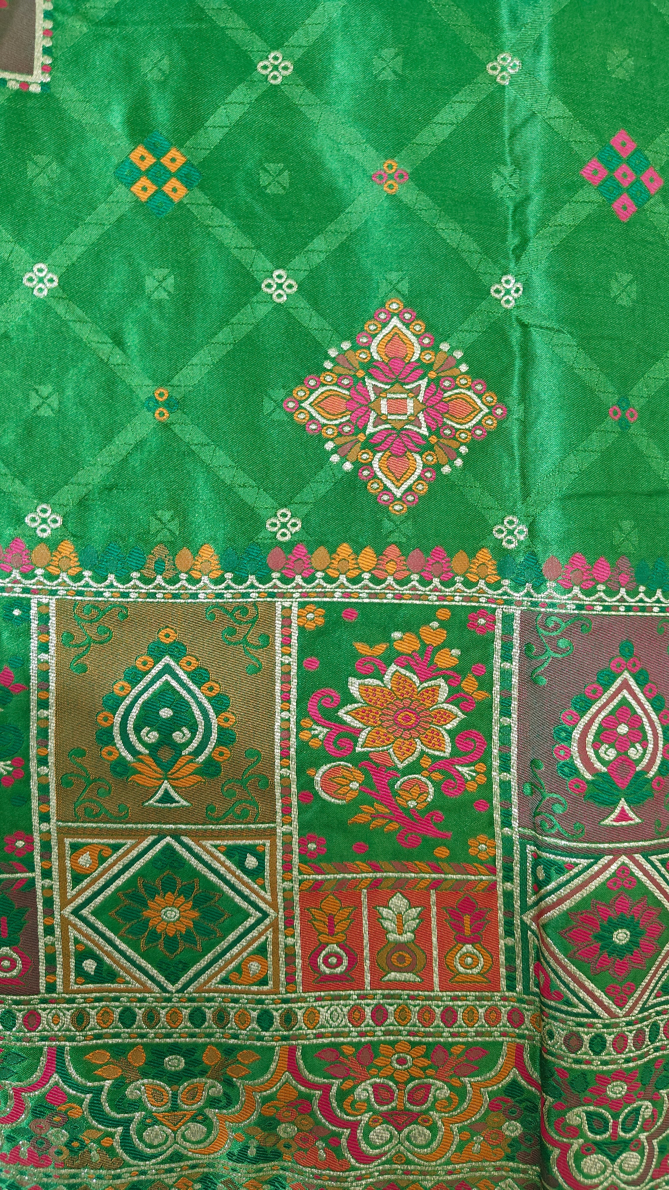 Green Pashmina Resham Saree