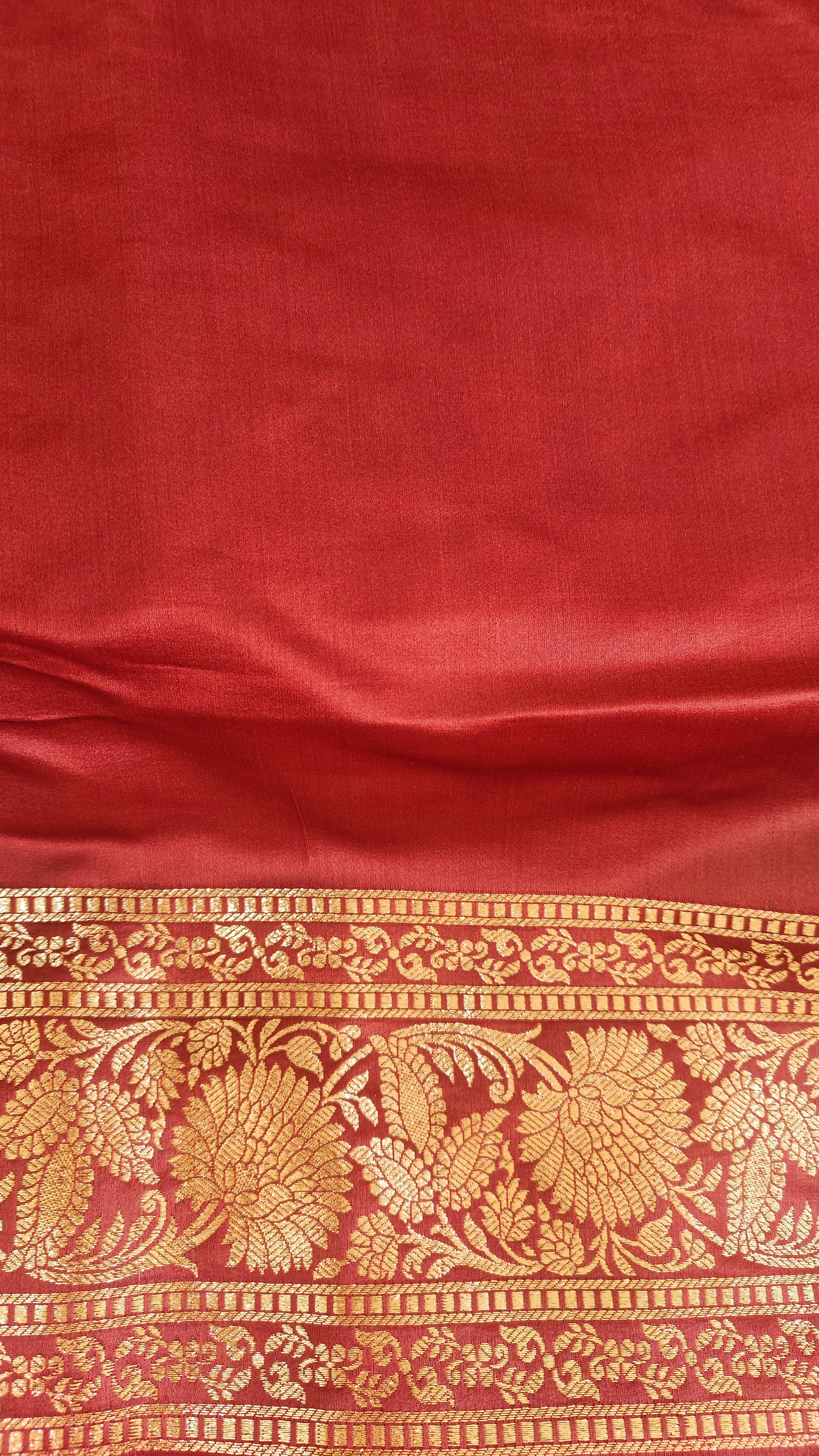Wine color Silk Saree with Booti pattern