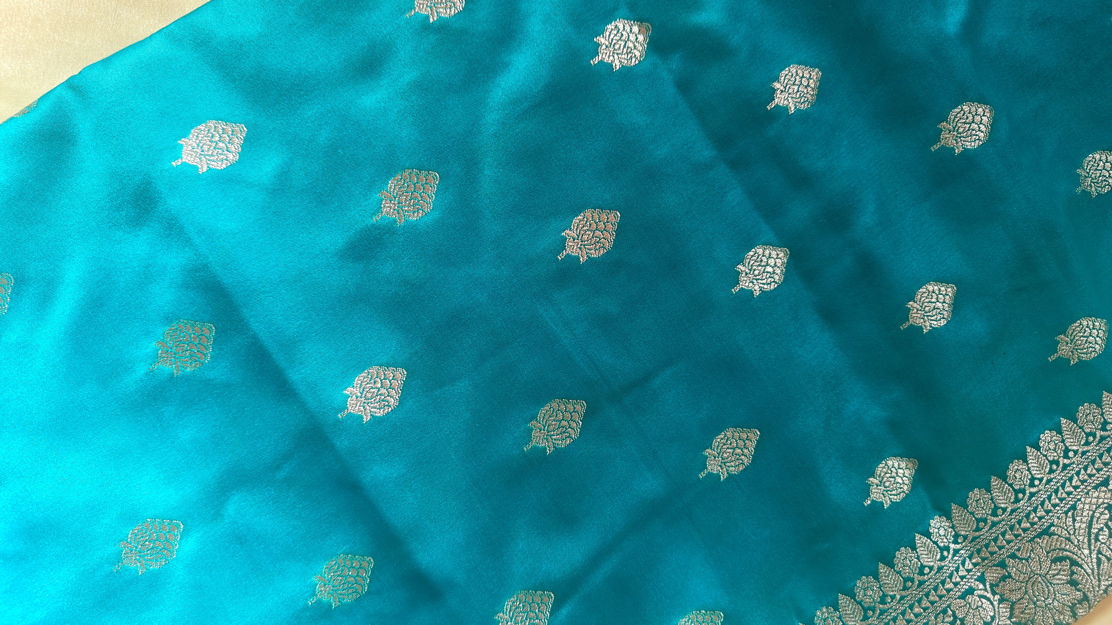 Ferozi Booti Silk Saree