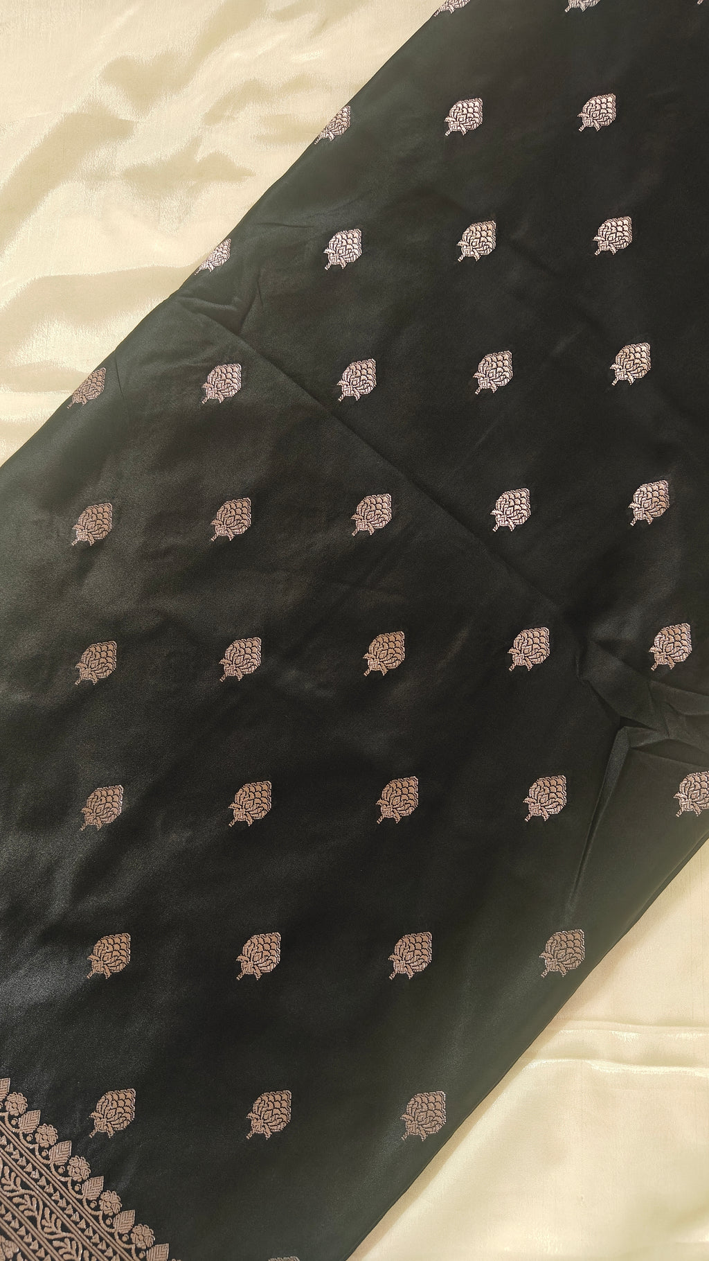 Black Booti Silk Saree