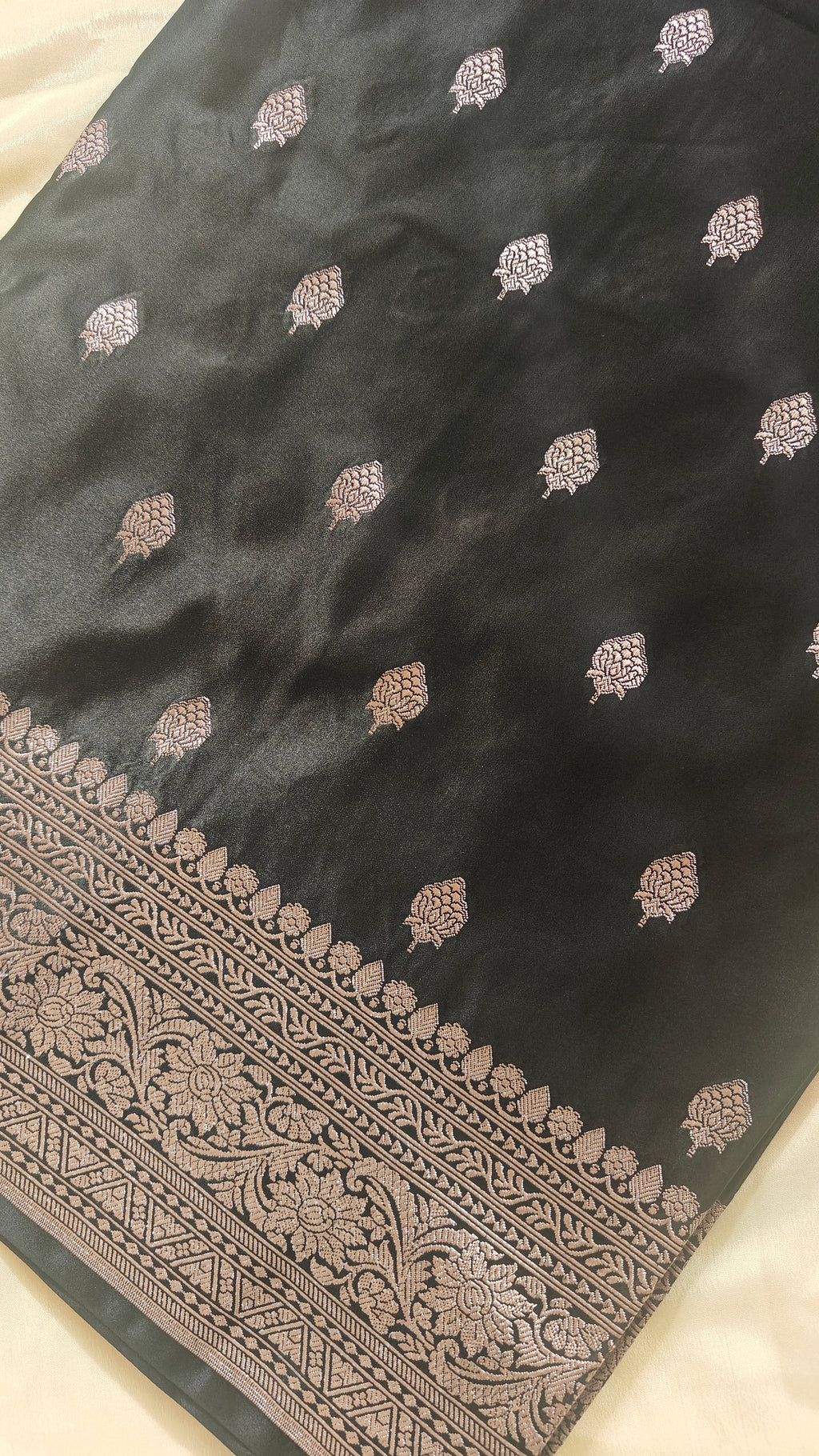 Black Booti Silk Saree