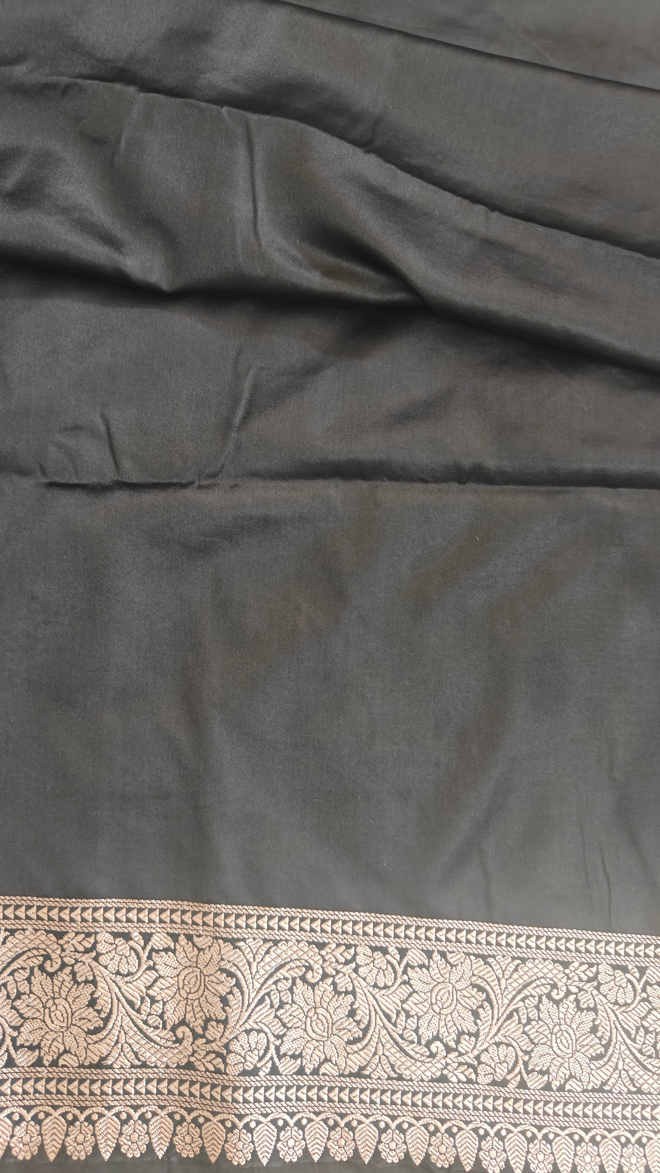 Black Booti Silk Saree