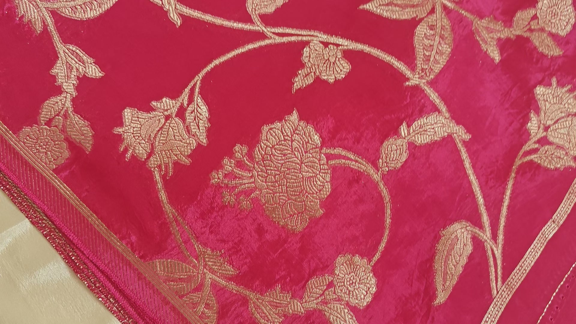 Pink Dual Tone Shimmer Saree