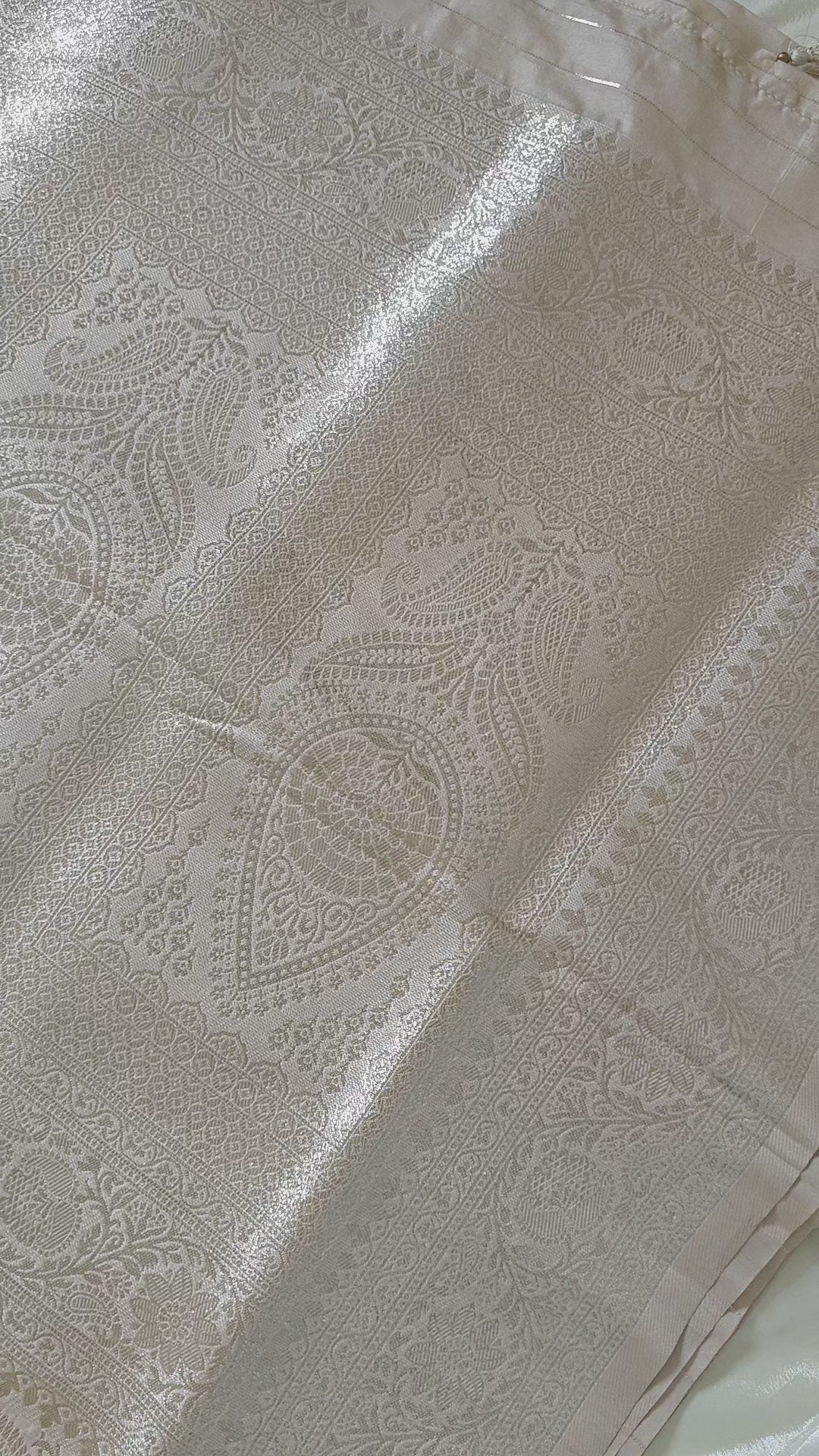 Cream Banarasi Zari Booti Silk