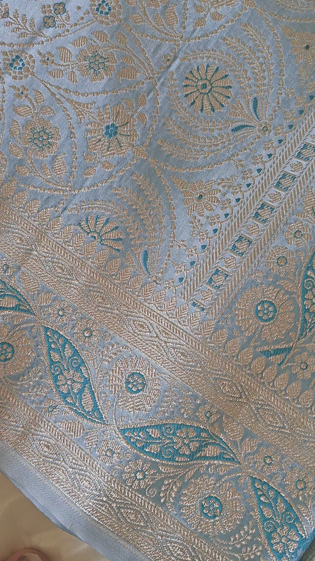 Light Ferozi silk Saree with Dark Ferozi Floral Jaal